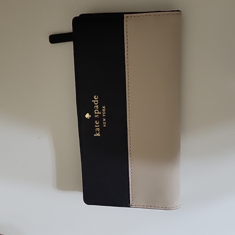 Kate Spade Large Slim bifold wallet